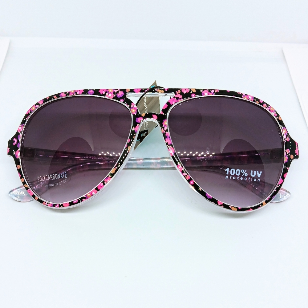 DESERT SUNGLASSES Pink, Black, & White Floral Acetate Aviator UV400 Sunglasses